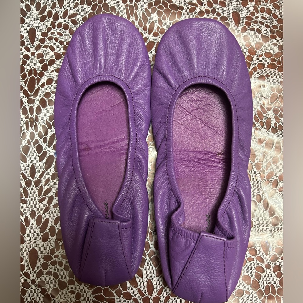 The Storehouse Flats size 9